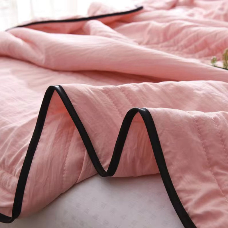 Lightweight Cooling Soft & Breathable Spring & Summer Blanket